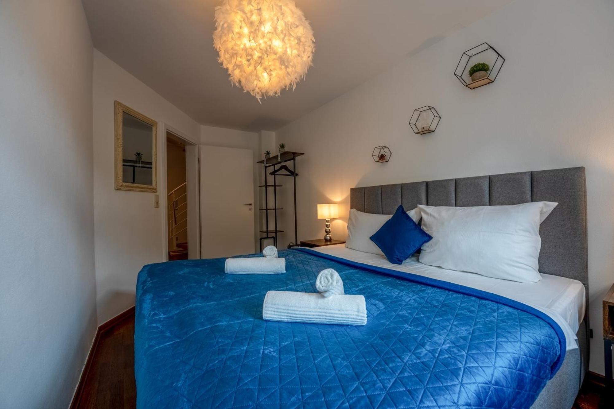 Schlossberg Residences - Markplatz City-Apartment Weinheim Kültér fotó