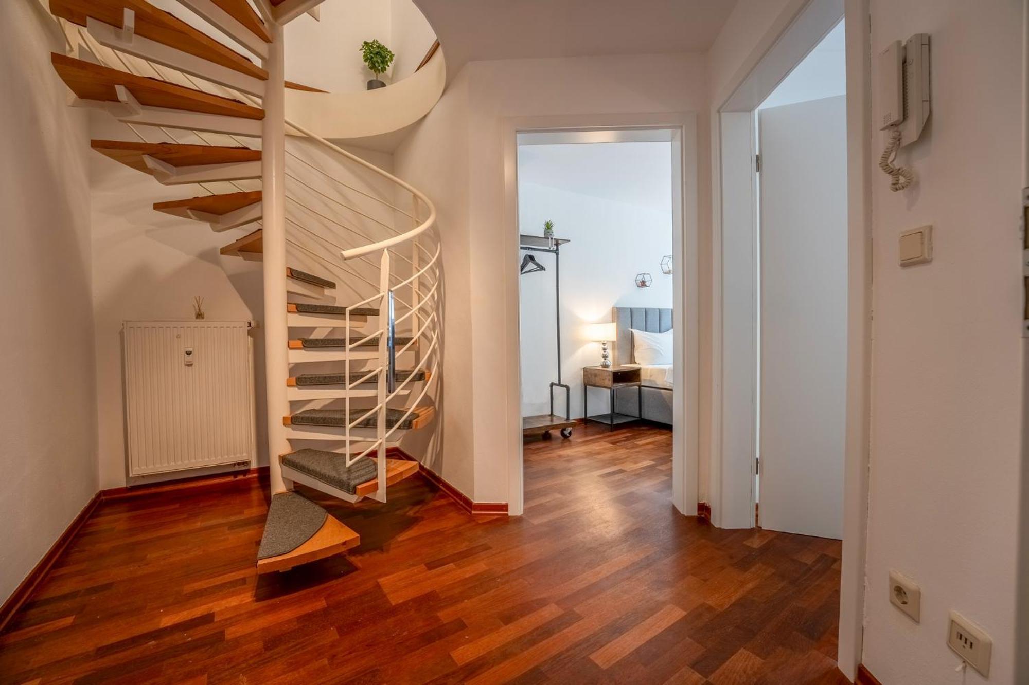 Schlossberg Residences - Markplatz City-Apartment Weinheim Kültér fotó